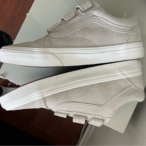 Vans Size 7 - Picture 5 of 9